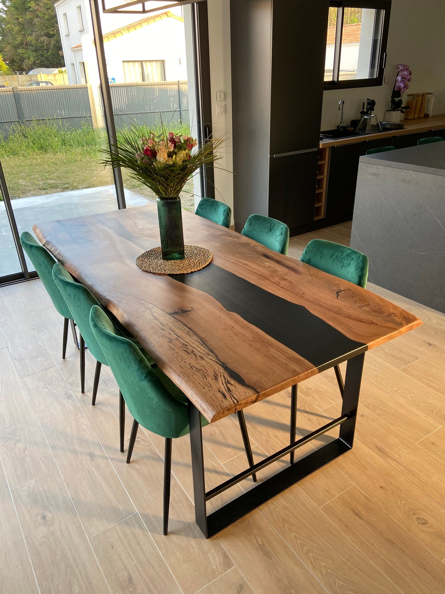 Table à manger rivière (Orme)